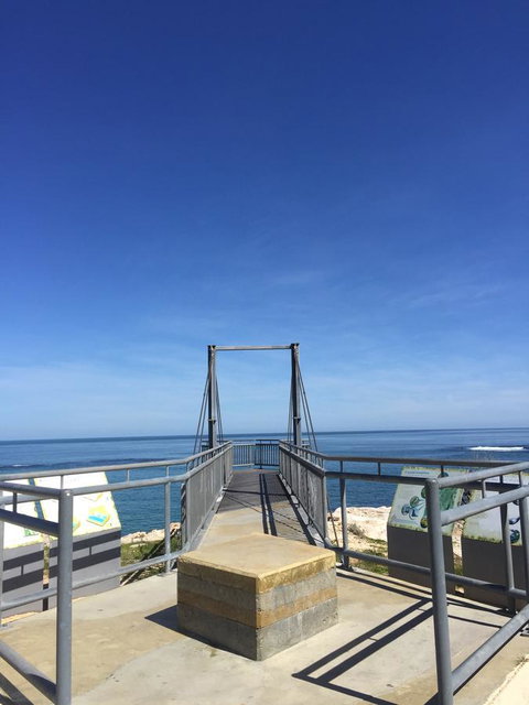 The Royal Dolphin Bed & Breakfast Safety Bay - ACT Tourism 21