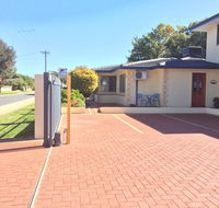 The Royal Dolphin Bed  Breakfast Safety Bay - ACT Tourism