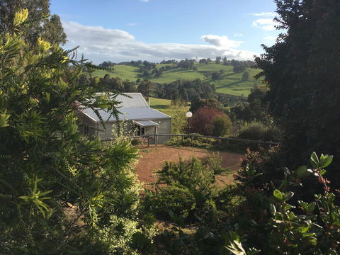 Balingup Highview Chalets - ACT Tourism 24