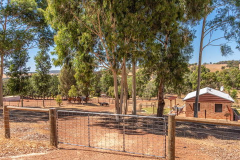 'Bindoon Valley Escape' Cottage - ACT Tourism 11