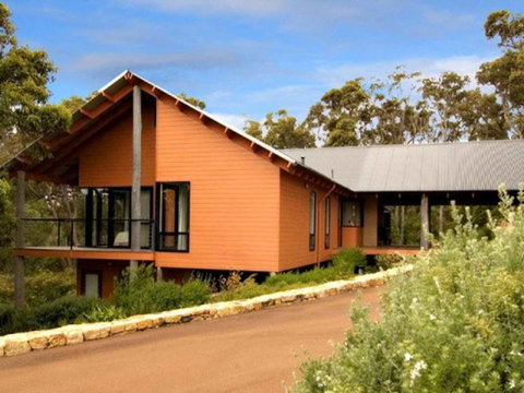 Arum - Close To The Margaret River - ACT Tourism 16