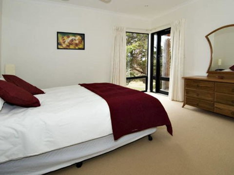 Arum - Close To The Margaret River - ACT Tourism 21