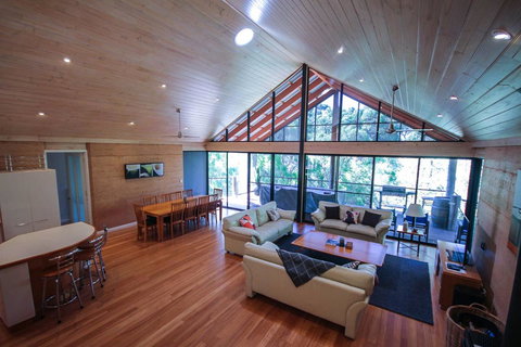 Arum - Close To The Margaret River - ACT Tourism 19