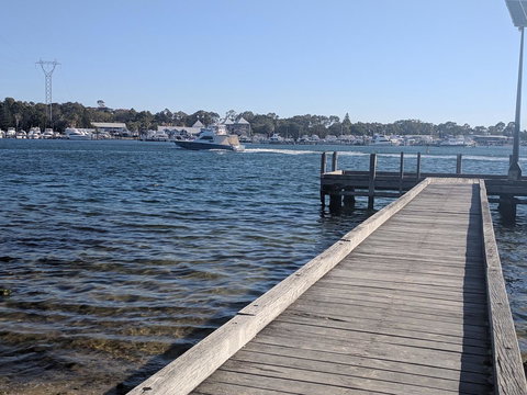 Riverside Retreat - ACT Tourism 1