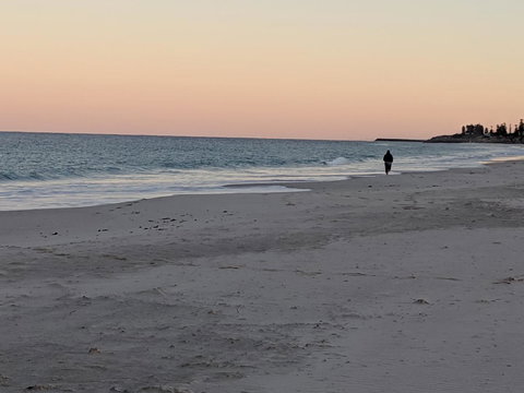 Riverside Retreat - ACT Tourism 15