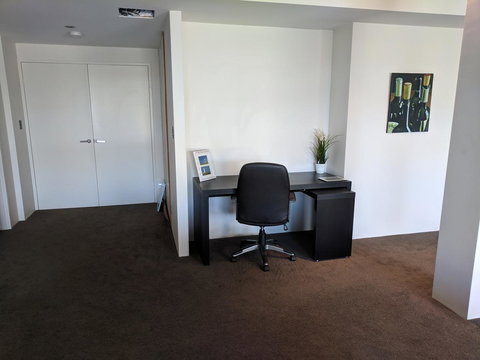 Riverside Retreat - ACT Tourism 3