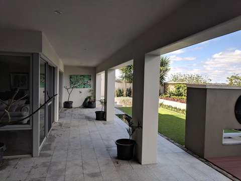 Riverside Retreat - ACT Tourism 6