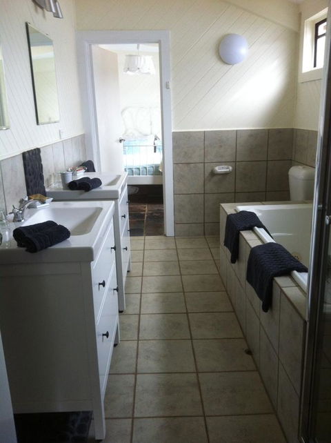 Bickley Valley Cottage - ACT Tourism 13