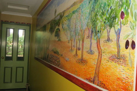 Bentwood Olive Grove Accommodation - ACT Tourism 1