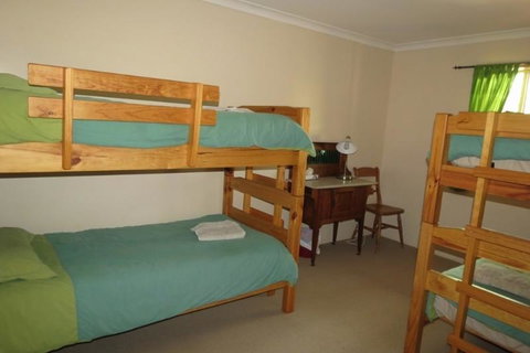 Bentwood Olive Grove Accommodation - ACT Tourism 15