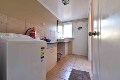 Kalbarri Sunset Villa - ACT Tourism 24