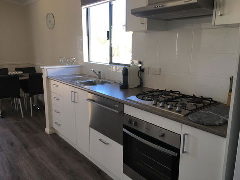 Jurien Bay Tourist Park - ACT Tourism 38