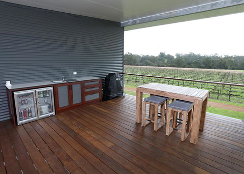 Lot113 Vineyard Accommodation - ACT Tourism 7