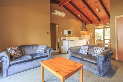 The Koorabup Motel - ACT Tourism 9
