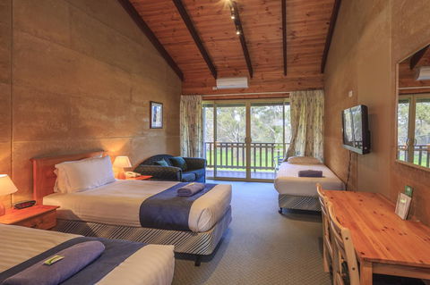 The Koorabup Motel - ACT Tourism 6