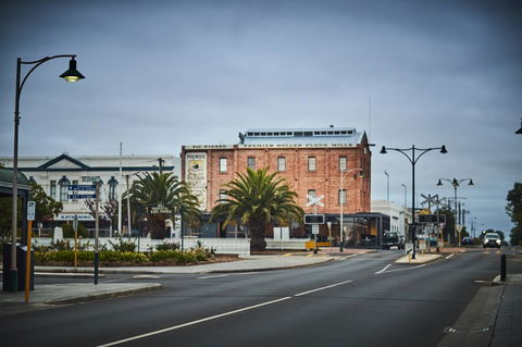 The Premier Mill Hotel - ACT Tourism 14