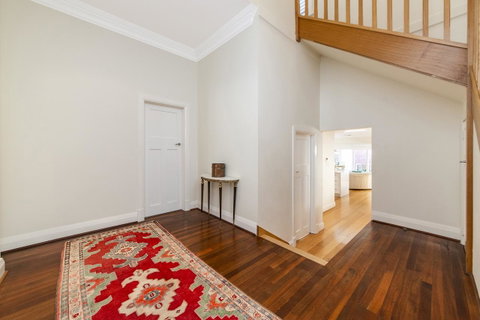 Inner Western Suburbs Retreat - ACT Tourism 19
