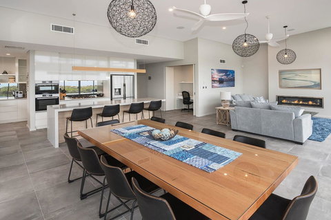 Busselton Beachside - A Slice Of Heaven - ACT Tourism 4