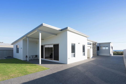 Busselton Beachside - A Slice Of Heaven - ACT Tourism 19