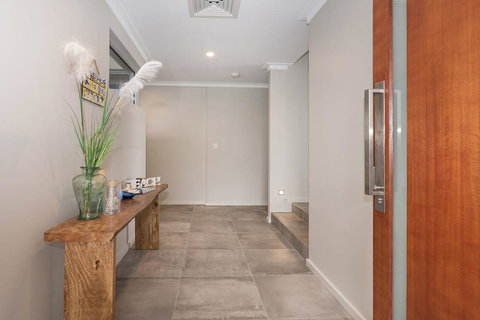 Busselton Beachside - A Slice Of Heaven - ACT Tourism 2