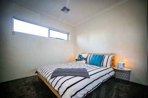 VIP Stays - Villa De Burswood Luxury 3BR Suite W/ King Bed FREE WIFI - ACT Tourism 20