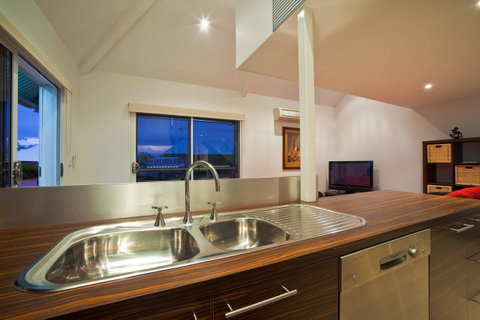 Osprey Holiday Village Unit 103 2 Bedroom - ACT Tourism 6