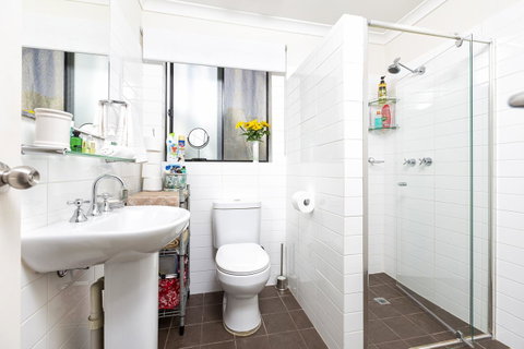 Como Executive Apartment - ACT Tourism 15
