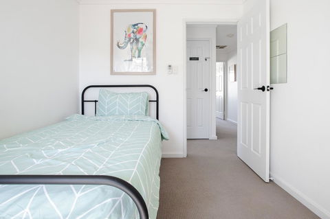 Jane Residence - ACT Tourism 34