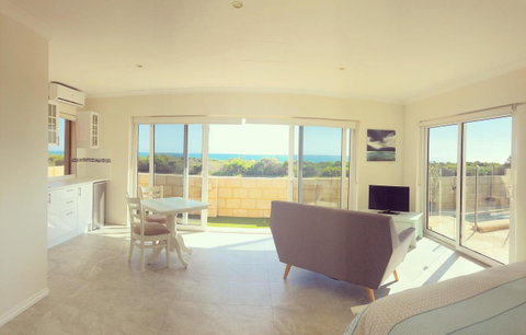 Ocean Reef Vista - ACT Tourism 9