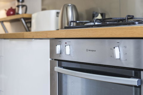 Gorgeous 26 1 Bed Designer Fitout Perfect Location - ACT Tourism 22