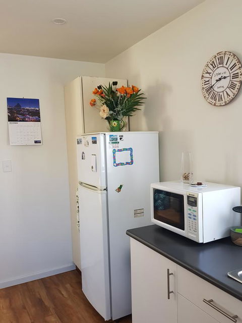While Away Holiday Accommodation - ACT Tourism 7