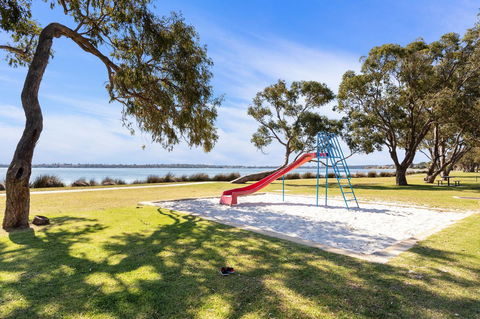 Swanview Ardross Shortstays - ACT Tourism 27