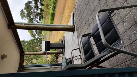 Cosy Corner Chalets - ACT Tourism 21