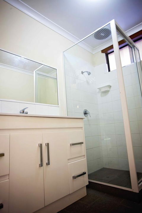 Hopetoun Motel & Chalet Village - ACT Tourism 43