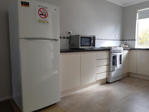 Arlington Apartments - ACT Tourism 1