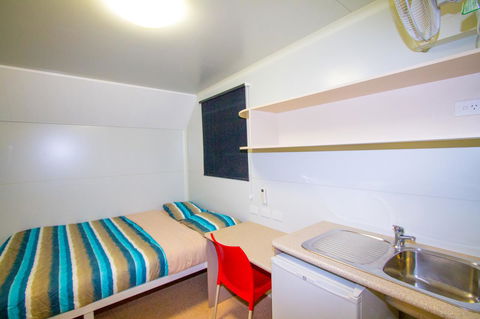 Meekatharra Accommodation Centre - ACT Tourism 21