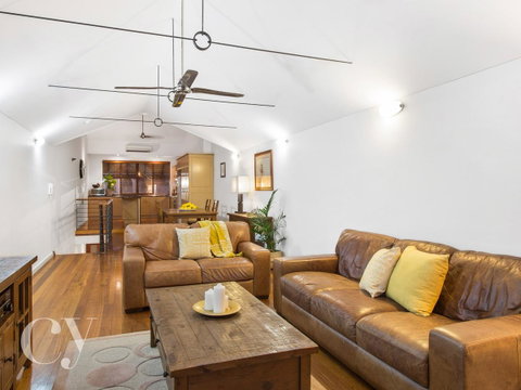 James Street Warehouse - ACT Tourism 26