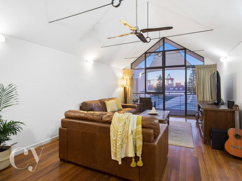James Street Warehouse - ACT Tourism 29
