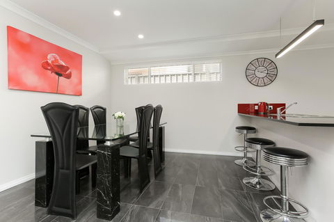 Perth Comfy Stays - ACT Tourism 20