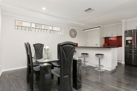 Perth Comfy Stays - ACT Tourism 22