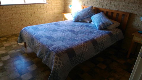 Kestrel Chalets - ACT Tourism 7