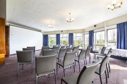 Nightcap At Carlyle Hotel - ACT Tourism 25