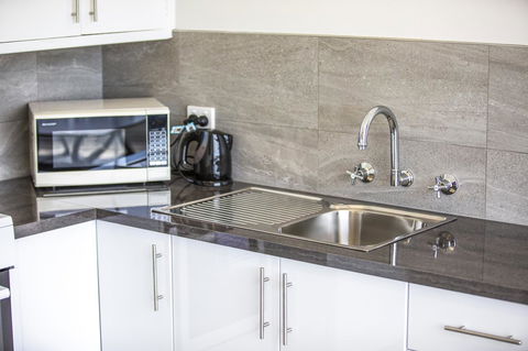 Nightcap At Carlyle Hotel - ACT Tourism 10