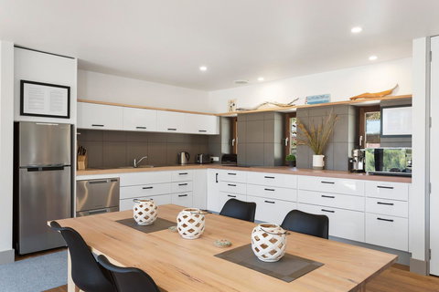 Tamar Solar Home - ACT Tourism 21