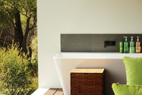 Tamar Solar Home - ACT Tourism 9