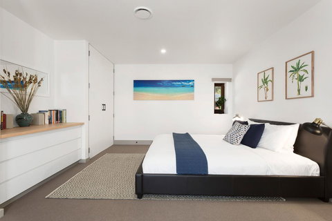 Tamar Solar Home - ACT Tourism 23