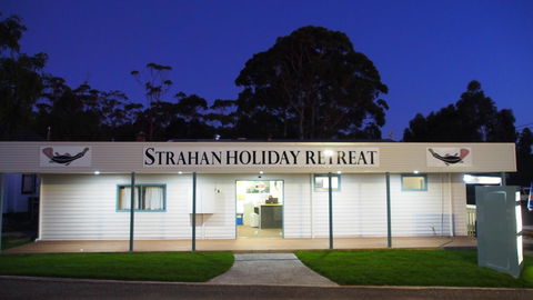 Strahan Retreat Holiday Park - ACT Tourism 4