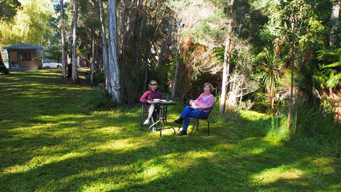 Strahan Retreat Holiday Park - ACT Tourism 11