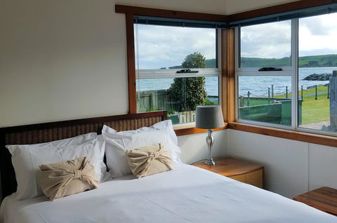 Stanley Village Waterfront Accommodation - ACT Tourism 10