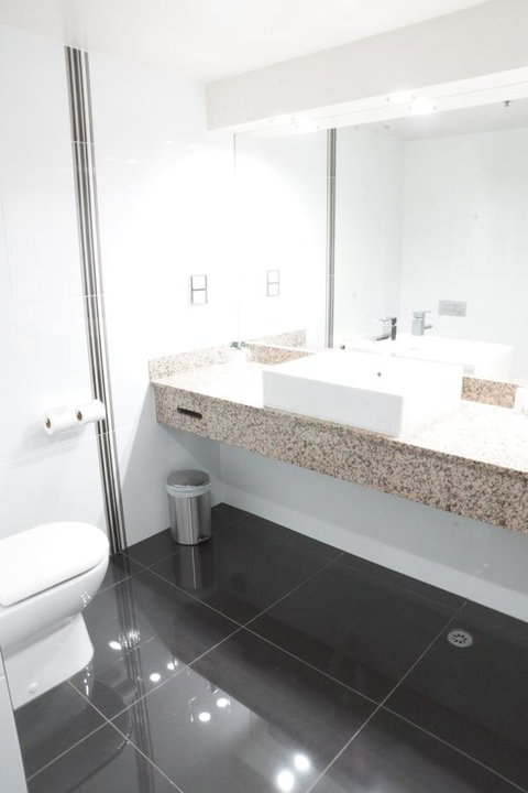 Hotel Grand Chancellor Launceston - ACT Tourism 24